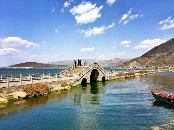 云南,风景秀丽,人文荟萃——致尊敬的听众朋友们