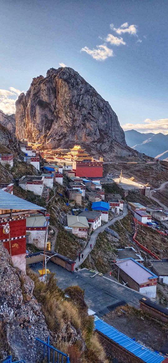 西藏,文化、发展与挑战的探索之旅